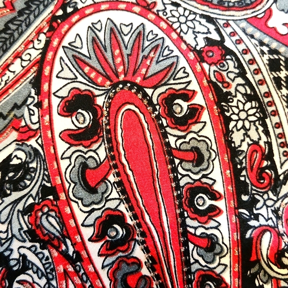 Svetlana matching skirt and blouse outfit - Picture 11 of 11